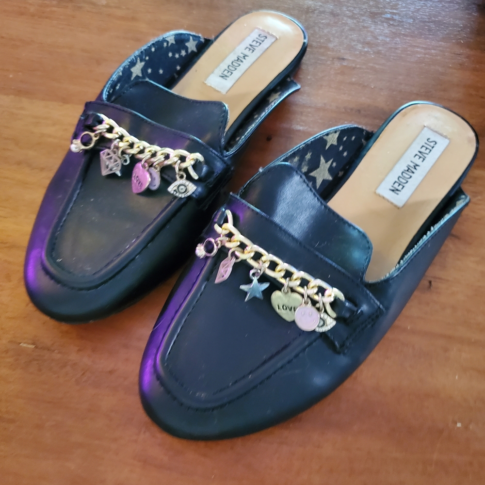 Steve Madden Black Mules with Gold Chain and Charms